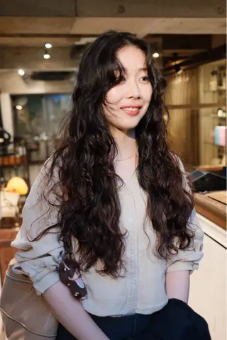 ロング パーマ 【お洒落パーマ】 Elme　肥塚康汰郎のヘアスタイル