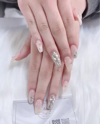 ネイル AKIKO ネイルサロンのネイルデザイン