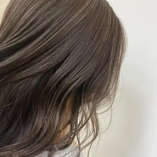 カラー : ) SHIORIのヘアスタイル