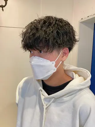 ショート パーマ メンズ JINKIメンズ特化 メンズカットパーマのヘアスタイル