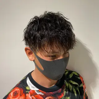 ショート パーマ メンズ 橋本 琉磨のヘアスタイル