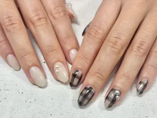 ネイル 坂木 桃子 / ネイルのネイルデザイン