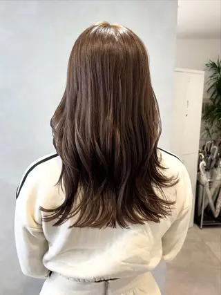 ミディアム カラー Hatsune 🐯レイヤーカットのヘアスタイル