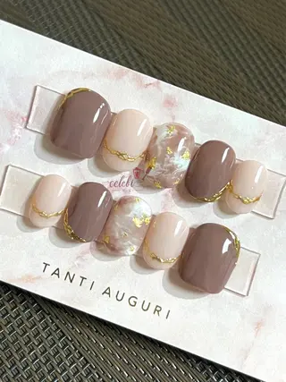 ネイル オーダーネイルチップ サロンcelebiのネイルデザイン