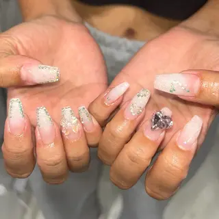 ネイル MODA MANAMIᵕ̈のネイルデザイン