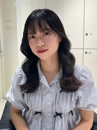 ミディアム 髪質改善/透明感カラ ー/レイヤー/あやはのヘアスタイル