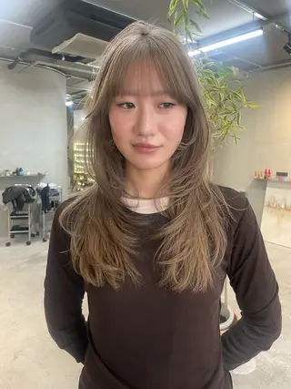 ロング WA KOのヘアスタイル