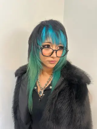 ロング カラー mi sakiのヘアスタイル