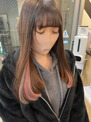 カラー 吉野 瑳桜のヘアスタイル