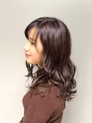 セミロング カラー ヘアアレンジ 能登谷 きよのヘアスタイル