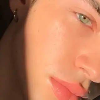 メンズ li'a hitomiの眉毛・アイブロウイメージ