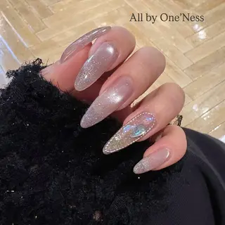 ネイル One’Ness Nana🤍のネイルデザイン