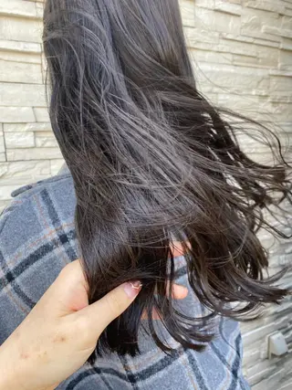ロング カラー 透明感カラーブリーチ 🌼シゲモトアヤ🌼のヘアスタイル