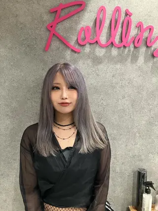 セミロング カラー yuumi 👱🏻‍♀️のヘアスタイル
