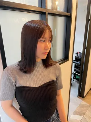 セミロング 断られる髪に答えを ♣️井上秀樹♠️のヘアスタイル