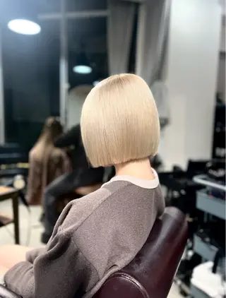 ミディアム カラー 🌈インナーカラー ‘ショウマ’🌈のヘアスタイル