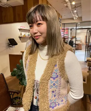 ショート カラー ファッションに 溶け込むstyleのヘアスタイル