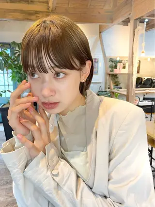 ショート カラー 結べるレイヤーボブ くびれLady表参道のヘアスタイル