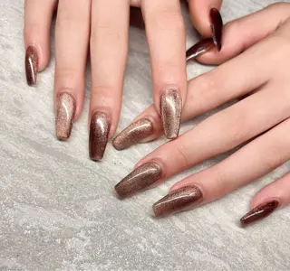 ネイル R inのネイルデザイン