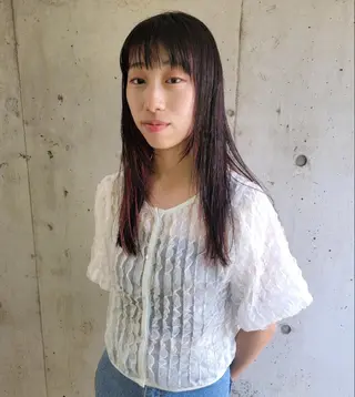 カラー セミロング OMA カタギシのヘアスタイル