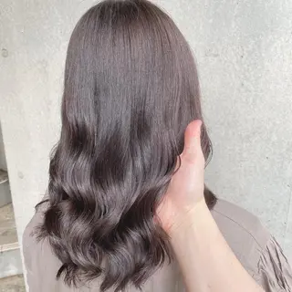 セミロング カラー ブリーチなし✨艶髪 カラー𓃲YAGIのヘアスタイル