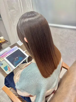 セミロング 久保田康雅 辻堂 髪質改善×縮毛矯正のヘアスタイル