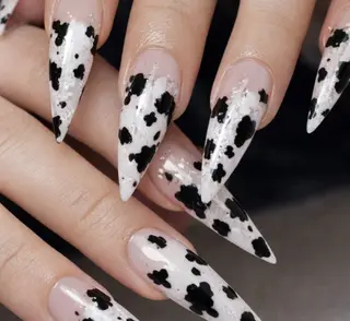 ネイル えくにゃん所属・AMAGASAKI LISAのネイルデザイン