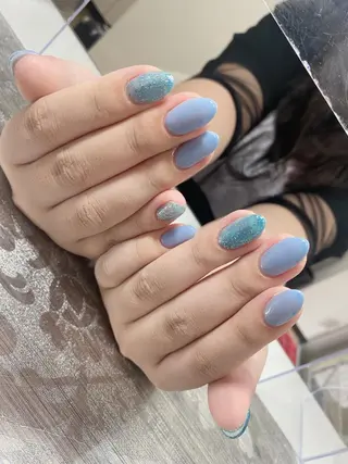 ネイル I-nailロング /ワンホン/キラキラのネイルデザイン