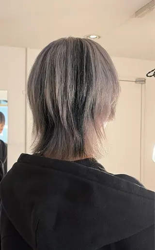 ミディアム カラー メンズ ☁️ケアブリーチ￤ ウルフ￤Shioriのヘアスタイル