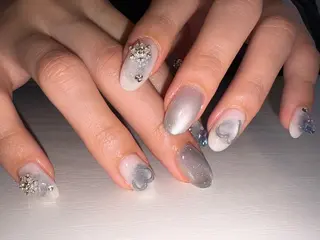 ネイル 鈴木 沙羅のネイルデザイン