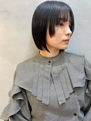 ショート カラー 顔周り/ブリーチなし /縮毛矯正🫧伊勢のヘアスタイル