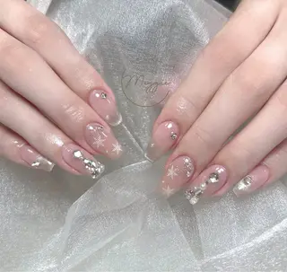 ネイル Maggie Nail🦩のネイルデザイン