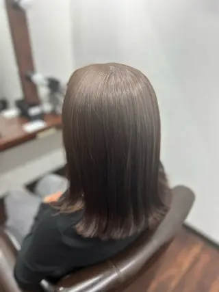 ミディアム カラー 鈴木 アメリのヘアスタイル