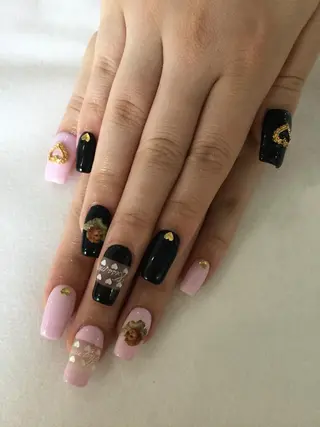 ネイル 💎🐰 saki. m 🐰💎のネイルデザイン