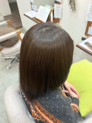 ミディアム カラー 上村 音寧のヘアスタイル