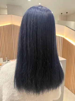 カラー 馬場 美咲のヘアスタイル