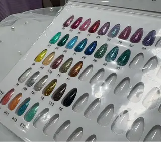 ネイル REI NAのネイルデザイン