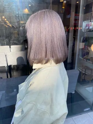 ショート カラー パーマ ヘアアレンジ メンズ キッズ ネイル mana 暖色カラーカットのヘアスタイル