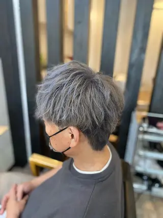 ショート カラー メンズ ハイトーン&透明感 カラー☘️片山優陽のヘアスタイル