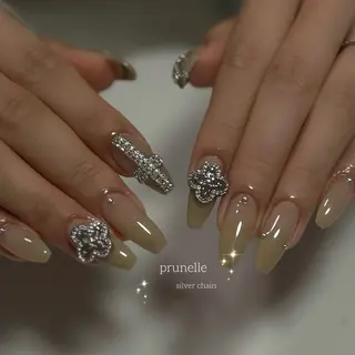 ネイル ぷりゅねる Nanamiのネイルデザイン