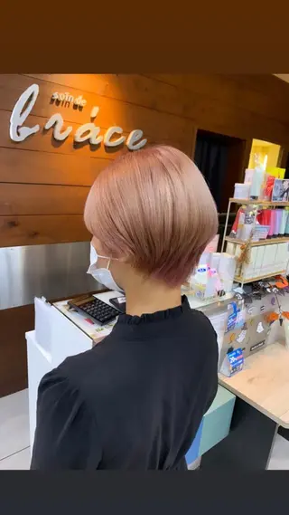 ショート 🫧艶髪カラー🫧 森本くるみのヘアスタイル
