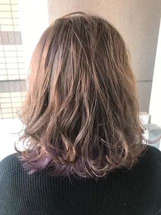 セミロング カラー 岩谷/ブリーチ 🪽透明感カラーのヘアスタイル