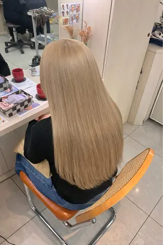 ロング カラー 横浜/ミルクティー カラー🤍みうのヘアスタイル