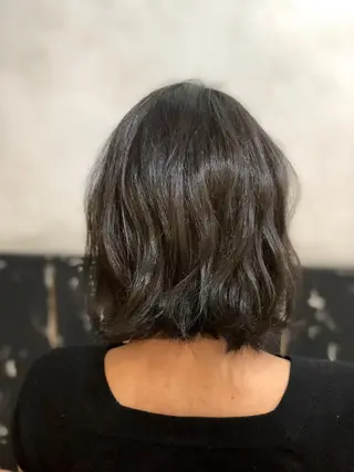 ショート カラー パーマ 美髪矯正 🌈髪質改善 山下のヘアスタイル