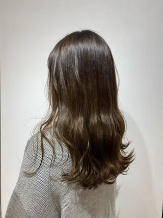 セミロング カラー 酸性ストレート/ブリ ーチなしWカラー河本のヘアスタイル
