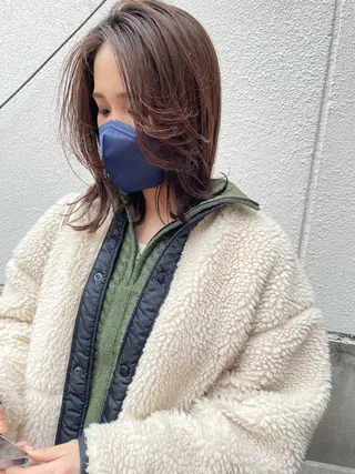 セミロング さの あやねのヘアスタイル