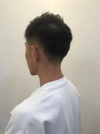 メンズ ツノガイ エリのヘアスタイル