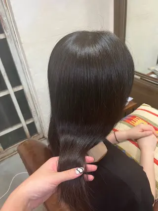 セミロング レイヤーカット/ ブリーチ/Asukaのヘアスタイル