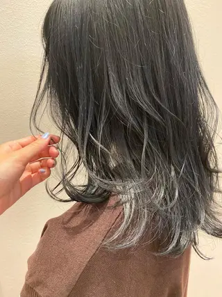 セミロング 木下 奈々のヘアスタイル