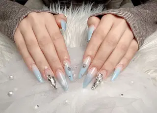 ネイル ENsalon AKIRAのネイルデザイン